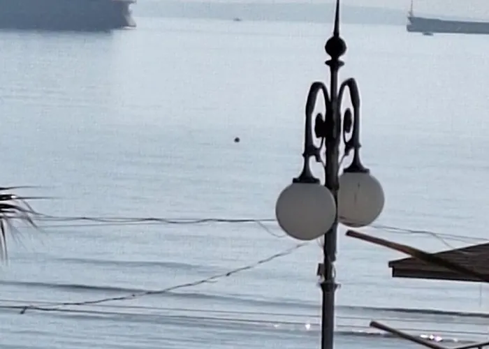 Apartment Paradise By The Sea