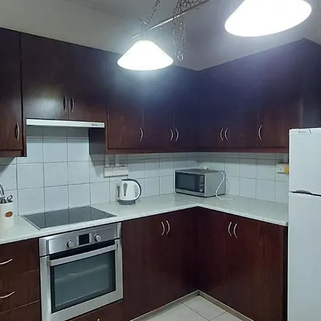 Paradise By The Sea לרנקה